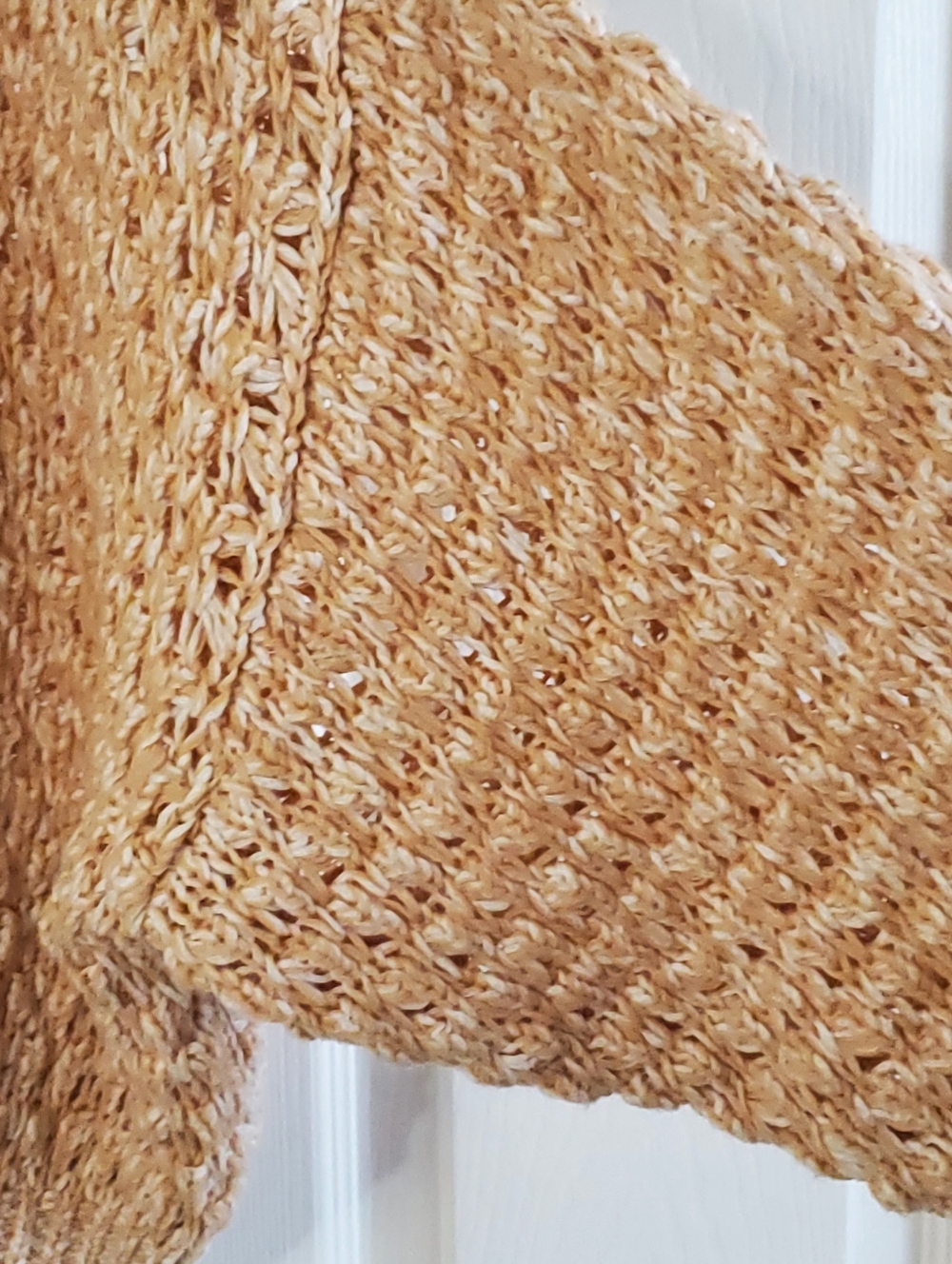 FREE PEOPLE COCONUT OVER SIZED MED V NECK PULL OVER. KNIT - Picture 8 of 11
